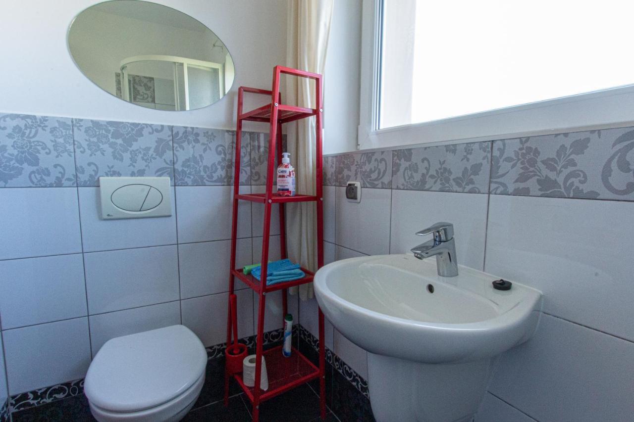 Pogodna 1 Apartment Miedzywodzie Bagian luar foto