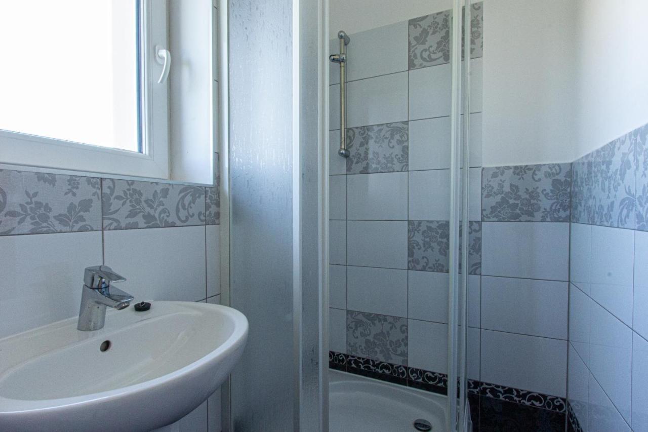 Pogodna 1 Apartment Miedzywodzie Bagian luar foto